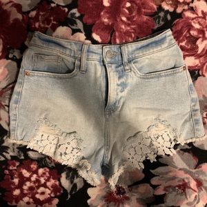 Super cute shorty shorts!